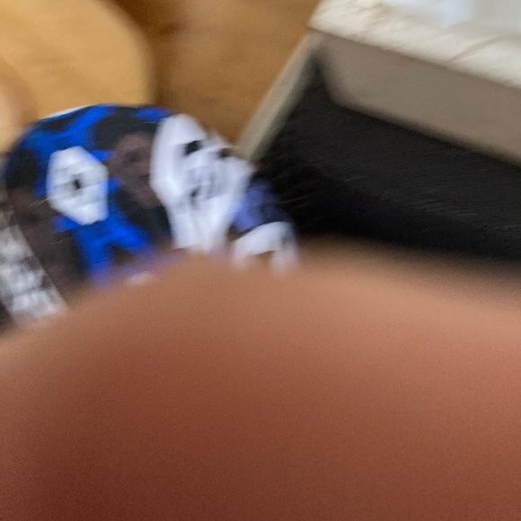 Meet your Posher, Gladys - Picture 1 of 1